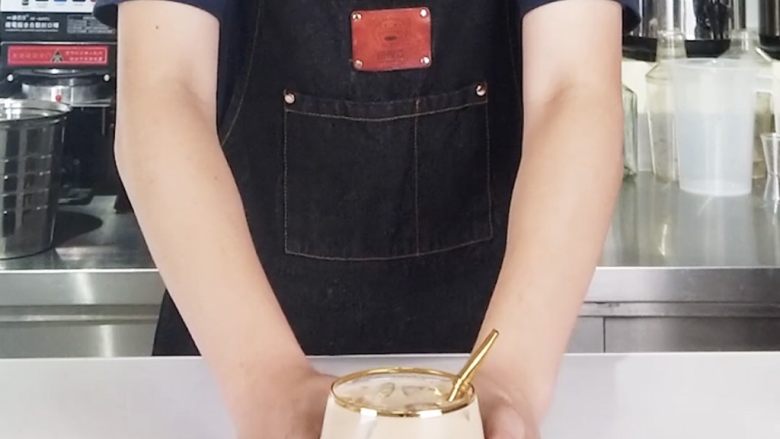 奶茶控们的福音,让你的奶茶肚换个口味,装饰即可