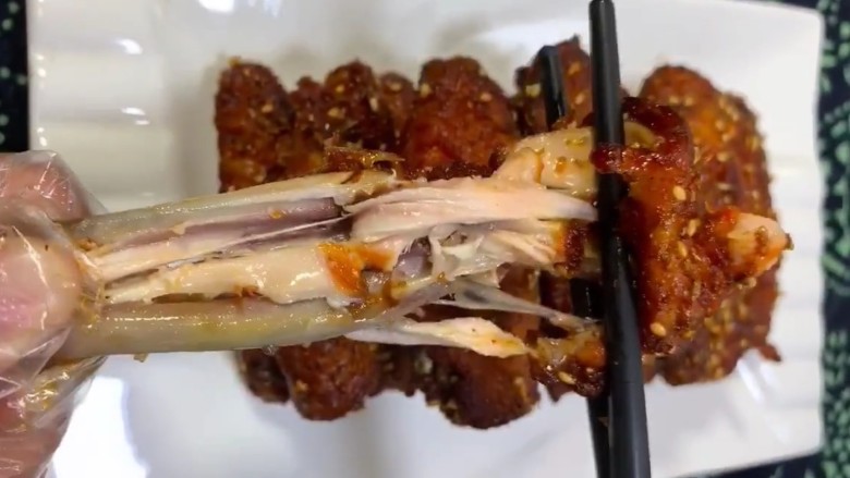 麻辣鸡翅,成品图