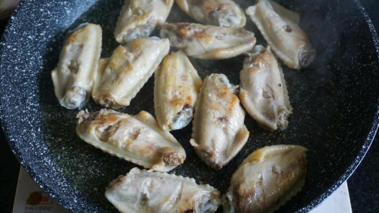 可乐鸡翅,翻面?
