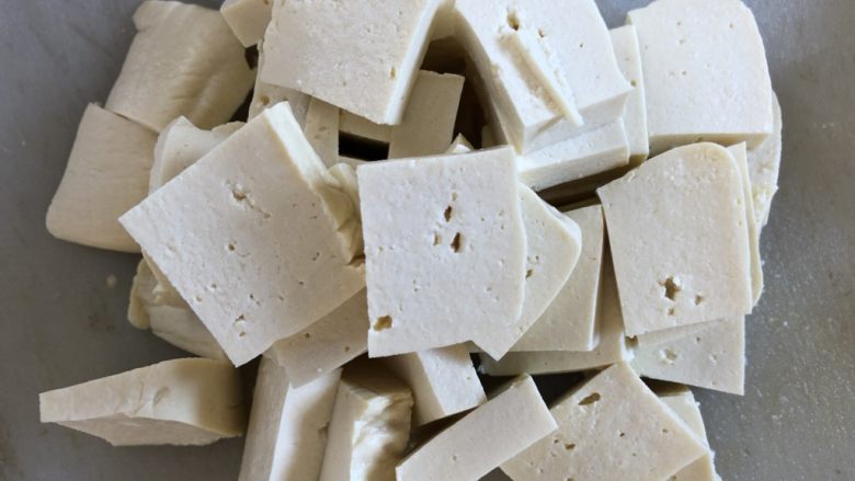 猪肉焖豆腐,这样子啦