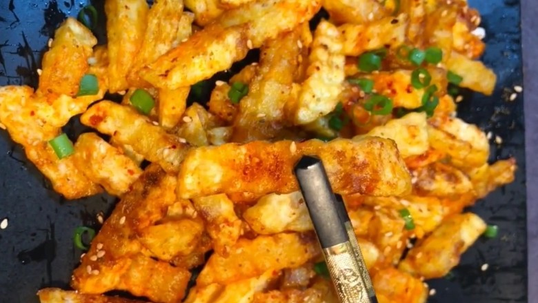 香辣土豆条,香辣土豆条做好