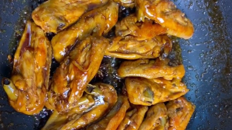 可乐鸡翅,大火收汁
