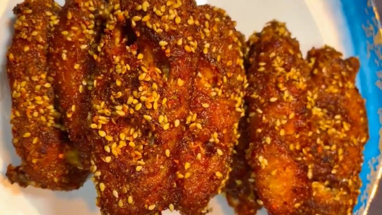 奥尔良炸鸡翅,好吃的奥尔良鸡翅制作完成