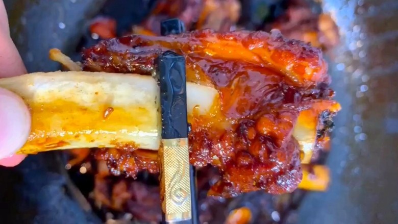 糖醋排骨,好吃的糖醋排骨制作完成