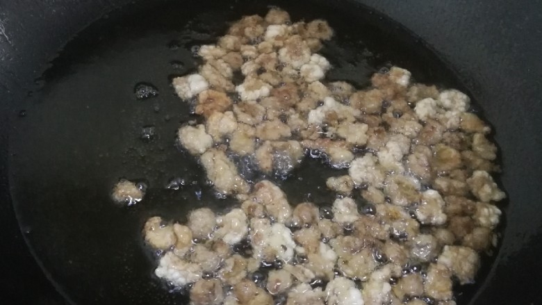 桂花香菇牛肉油辣酱 下饭神器,鸡油熬成渣渣