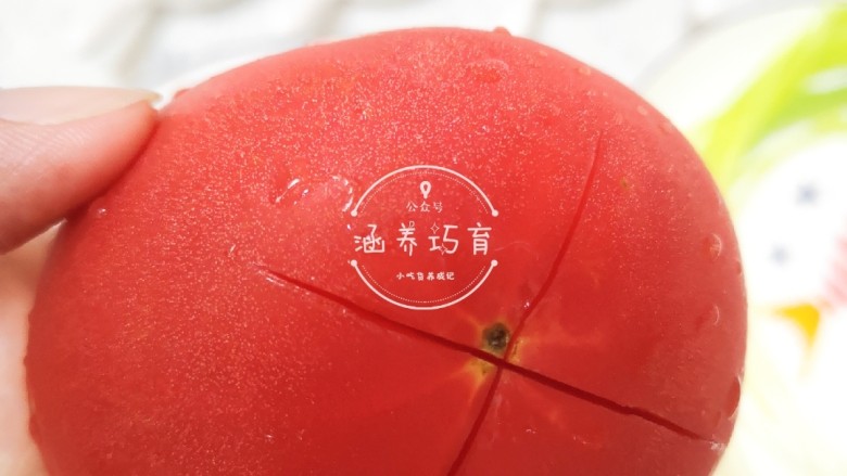 茄汁香辣板鸭(潮汕炒鸭脯),<a style='color:red;display:inline-block;' href='/shicai/ 59'>番茄</a>划十字口