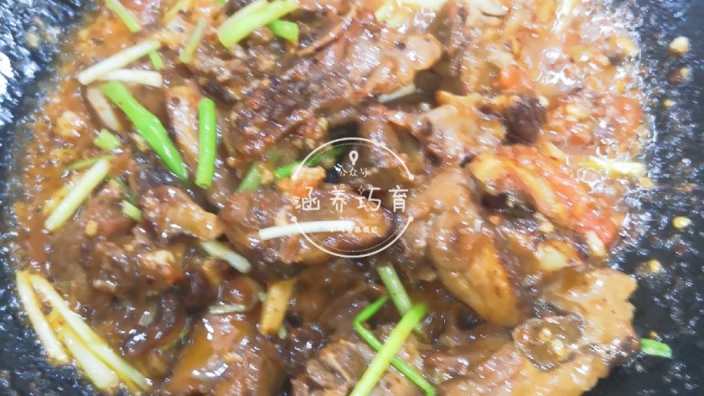 茄汁香辣板鸭(潮汕炒鸭脯),翻炒均匀,就可以出锅啦!