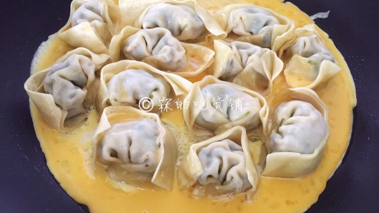冷馄饨的逆袭 香香的抱蛋馄饨,如图。