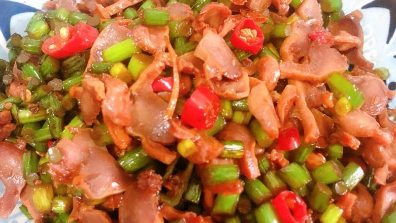 爆炒鸡胗,铛铛铛~爆炒鸡胗出锅