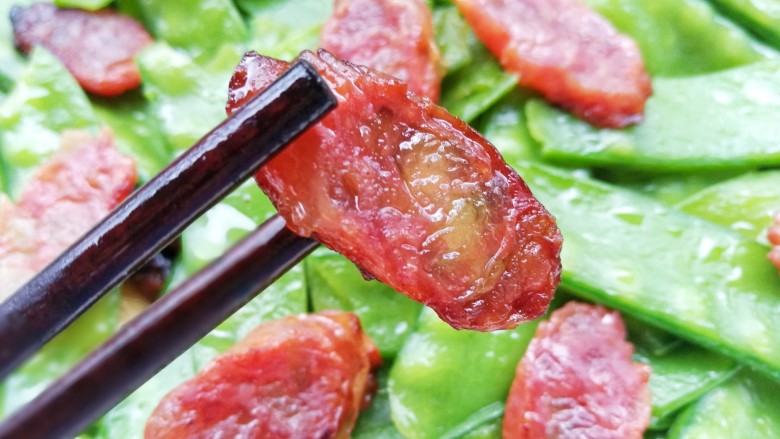 荷兰豆炒腊肠