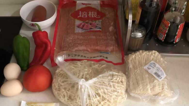 西餐菲力牛排,准备食材清洗