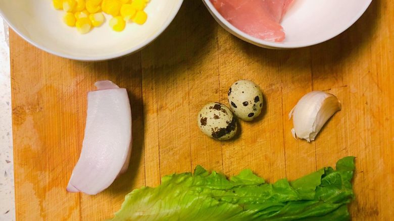 宝宝肉包蛋,所需食材如图