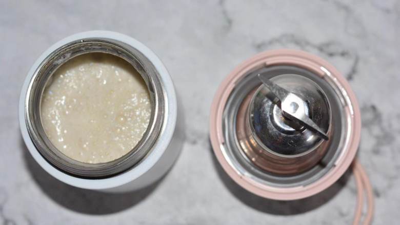 藜麦大豆燕麦豆浆,打开魔法豆放至温热，就可以喝啦