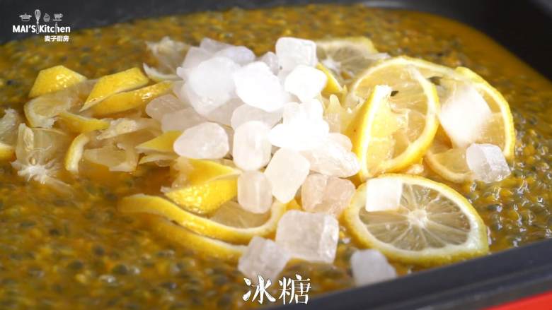 每天一杯【百香果柠檬酱】变身“白瘦美”,加入<a style='color:red;display:inline-block;' href='/shicai/ 866'>冰糖</a>,温度调至LOW的温度进行熬煮,熬煮期间需要不停搅拌