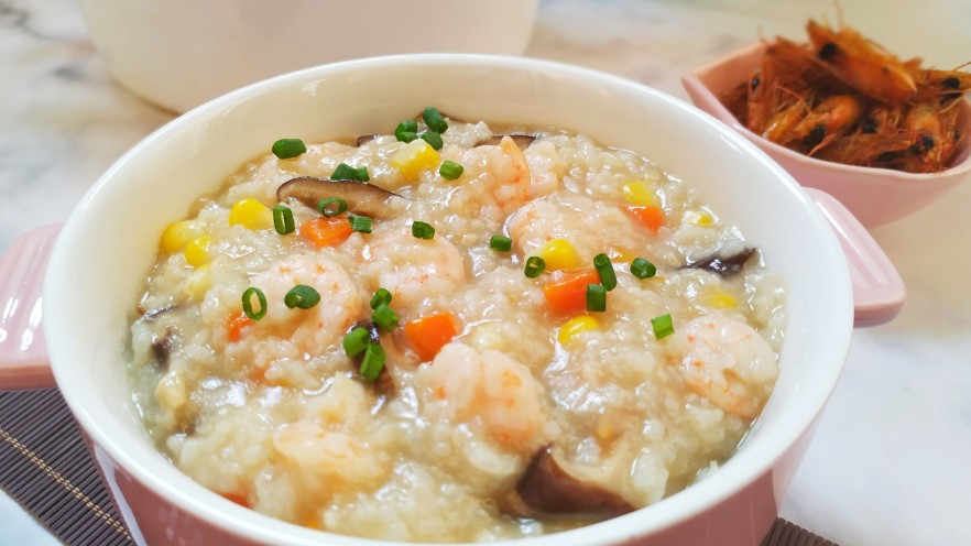鲜美好吃的什锦鲜虾粥