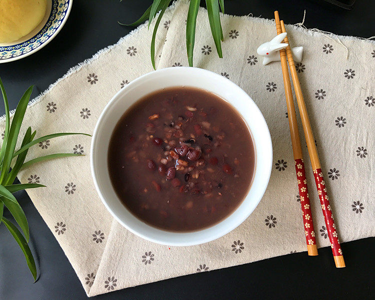 冬日暖心菜 红豆糙米粥