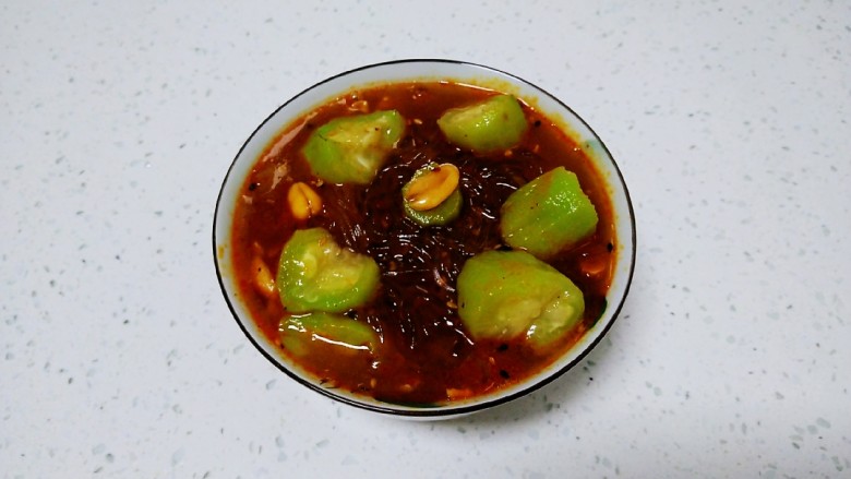 丝瓜酸辣粉,再来一张。