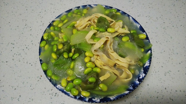 菜瓜炖青豆、丝瓜、豆腐皮、粉丝