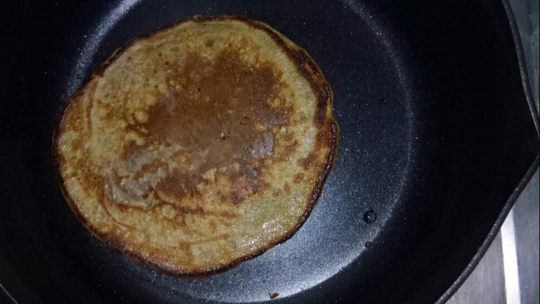 果香松饼,煎好的松饼。