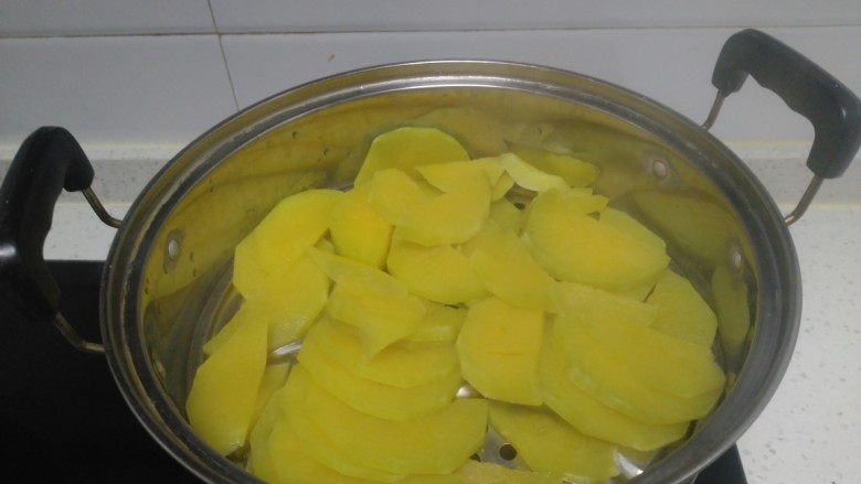 南瓜枣卷,大火蒸6分钟