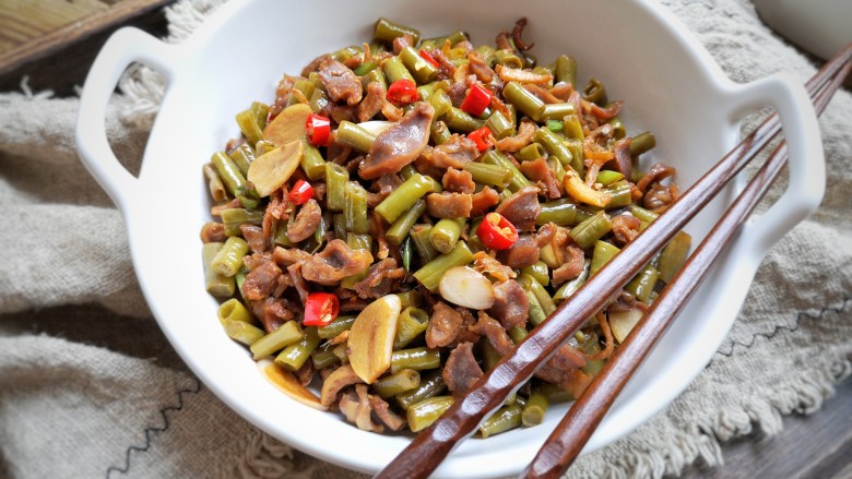 酸辣鸡胗,酸辣开胃,好吃又下饭!
