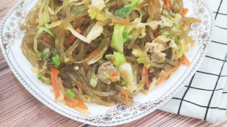 包菜炒粉条