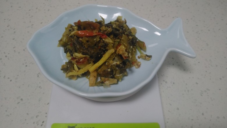 酸菜炖粉条,中午<a style='color:red;display:inline-block;' href='/shicai/ 3361'>酸菜</a>鱼的<a style='color:red;display:inline-block;' href='/shicai/ 3361'>酸菜</a>我又淘洗了2遍，挤干水分