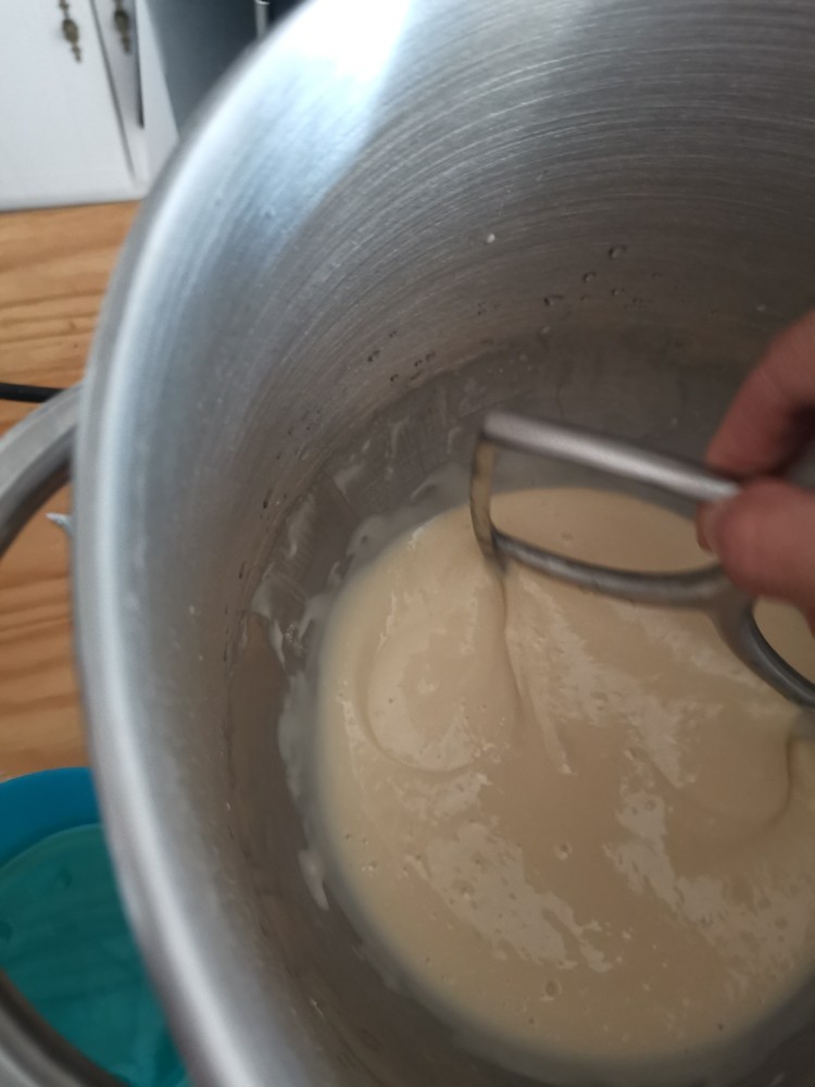 华夫饼(家庭版),先低速,再中高速,拌匀