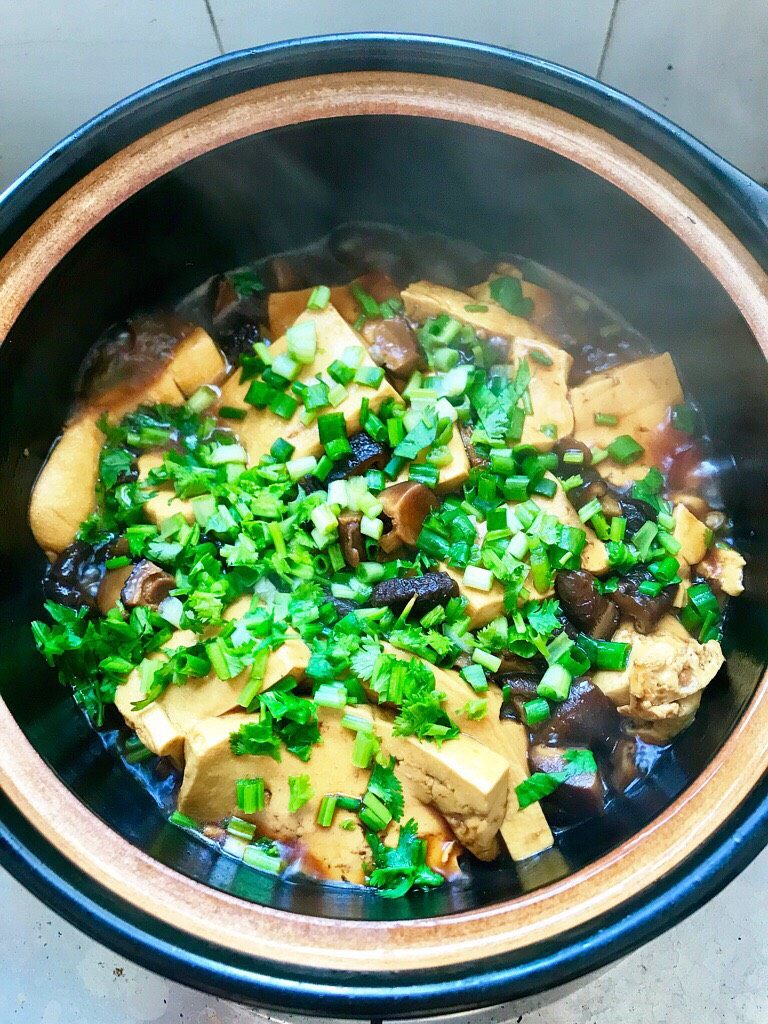 香菇焖豆腐