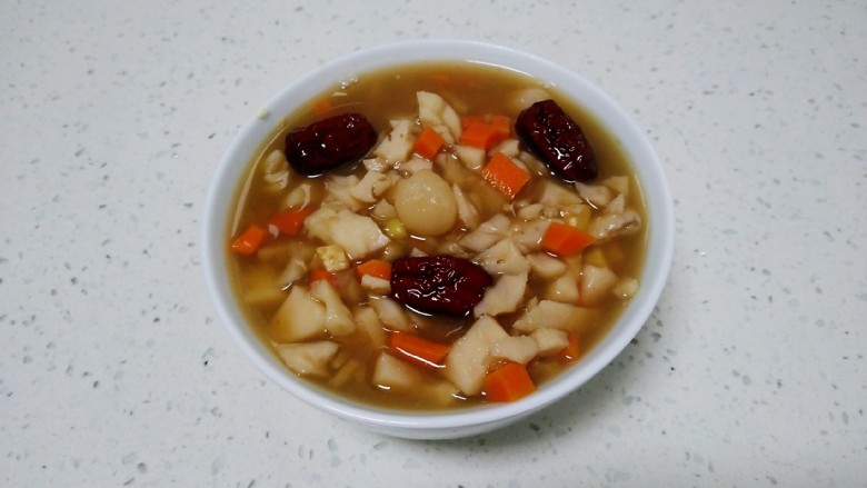 莲藕红枣汤