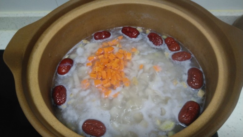 莲藕红枣汤,胡萝卜