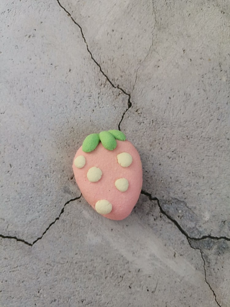 卡通凤梨酥,草莓