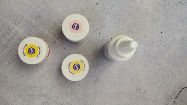 卡通凤梨酥,颜色备用