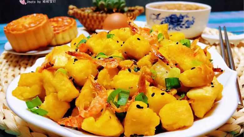 冬至美食+香葱黄金馒头粒,口感香香脆脆滴真心停不下来啦