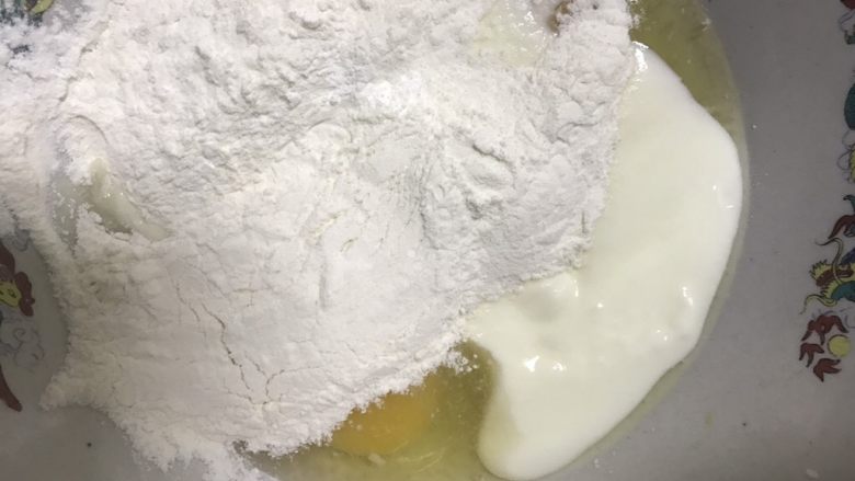 酸奶蛋糕,加入面粉