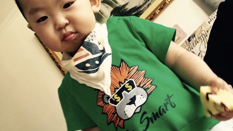 酸奶蛋糕,很帅的小宝