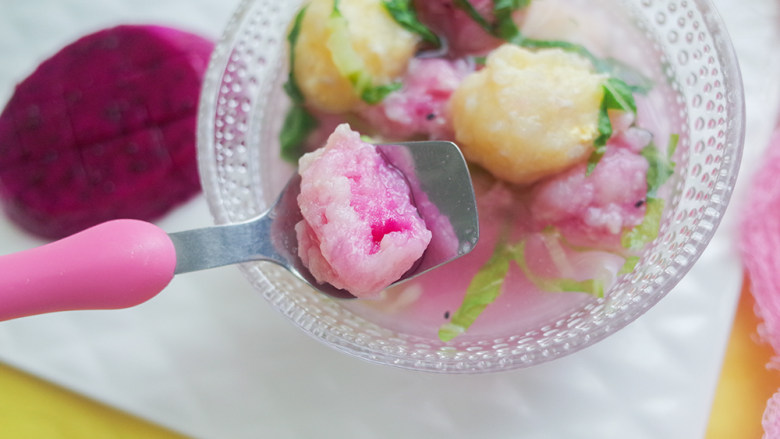 10个月以上辅食双色土豆肉末丸子汤