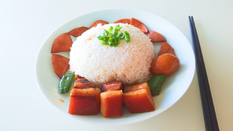 家常卤肉饭