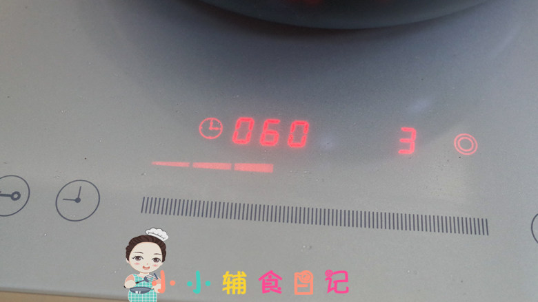 秋天干燥美味的香菇鸭汤做起来,等鸭子煮开以后把电陶炉的火开小2-3挡,还可以定时,不过还要注意看看