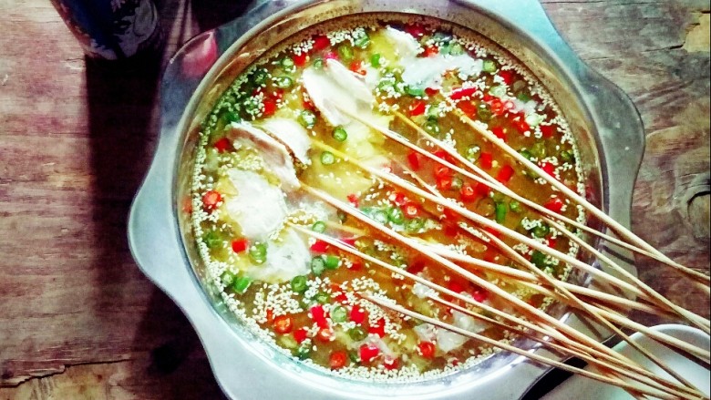 冬至美食 藤椒钵钵鸡,清香浸人的藤椒钵钵鸡。