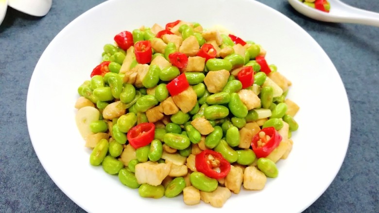 冬至美食 毛豆炒鸡丁,近图看看。
