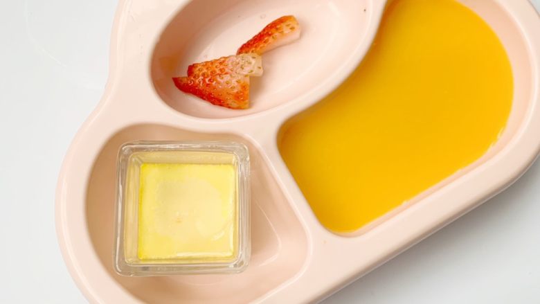 7个月加宝宝辅食：三文鱼蛋黄羹