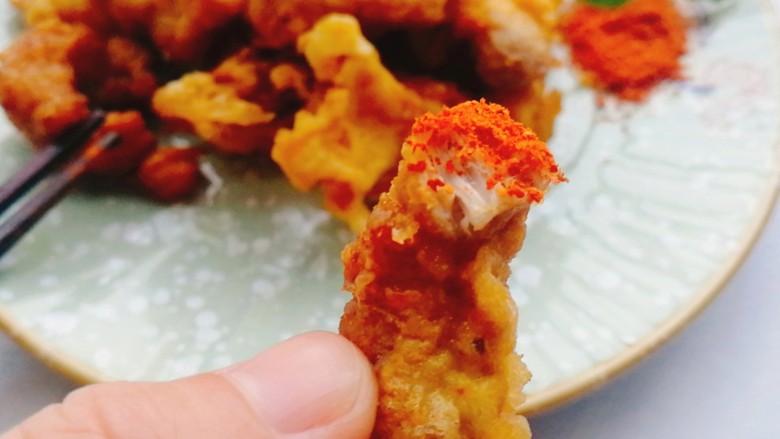 油炸酥肉,哇哦,接受美食的暴击吧!