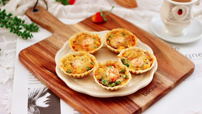 虾仁时蔬迷你小披萨~饺子皮版,成品一