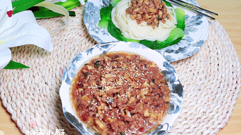 牛肉香菇酱,这么美味的牛肉香菇酱,怎么吃都很赞滴!