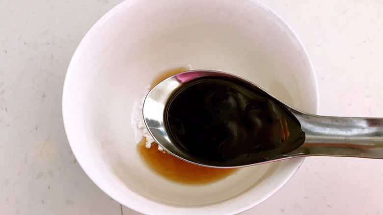 糖醋焦熘豆腐,加入<a style='color:red;display:inline-block;' href='/shicai/ 750'>陈醋</a>