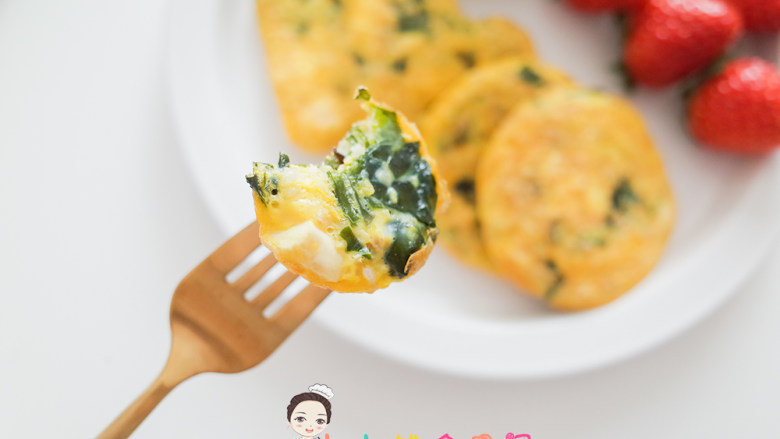 鳕鱼米饭饼,裙带菜跟海带都差不多,也可以用菠菜焯水沥干水分切碎加入