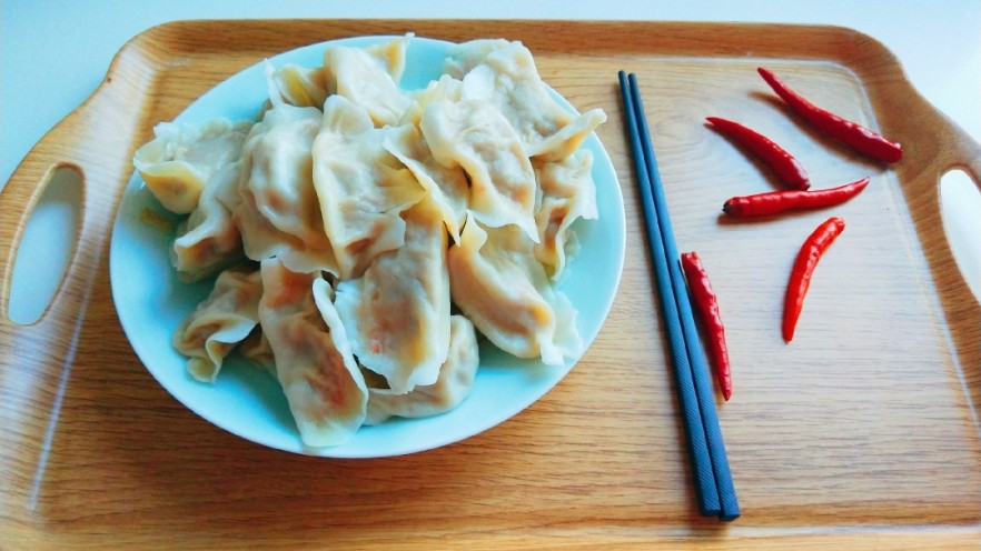 胡萝卜猪肉饺子