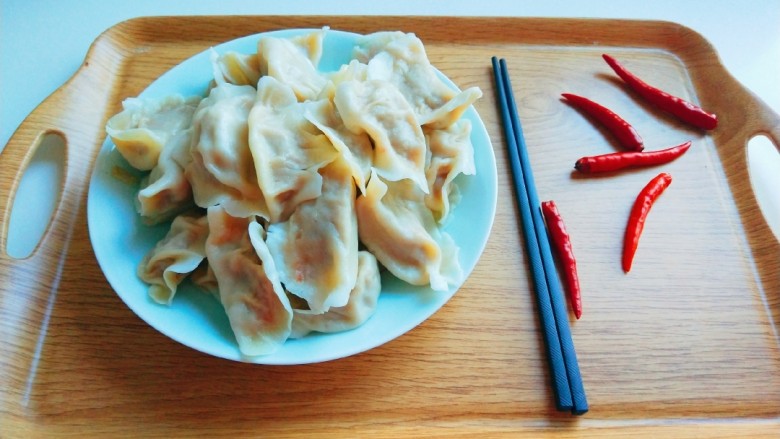 胡萝卜猪肉饺子,成品图