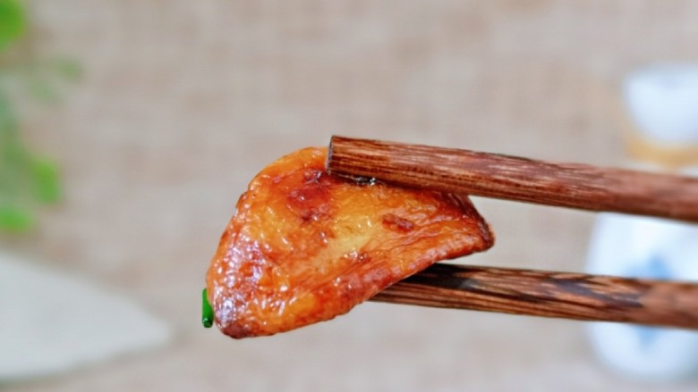 葱爆羊肉片,金蒜子,真的超好吃,没有大蒜味儿呦~这个季节大蒜也是非常好的食材。
